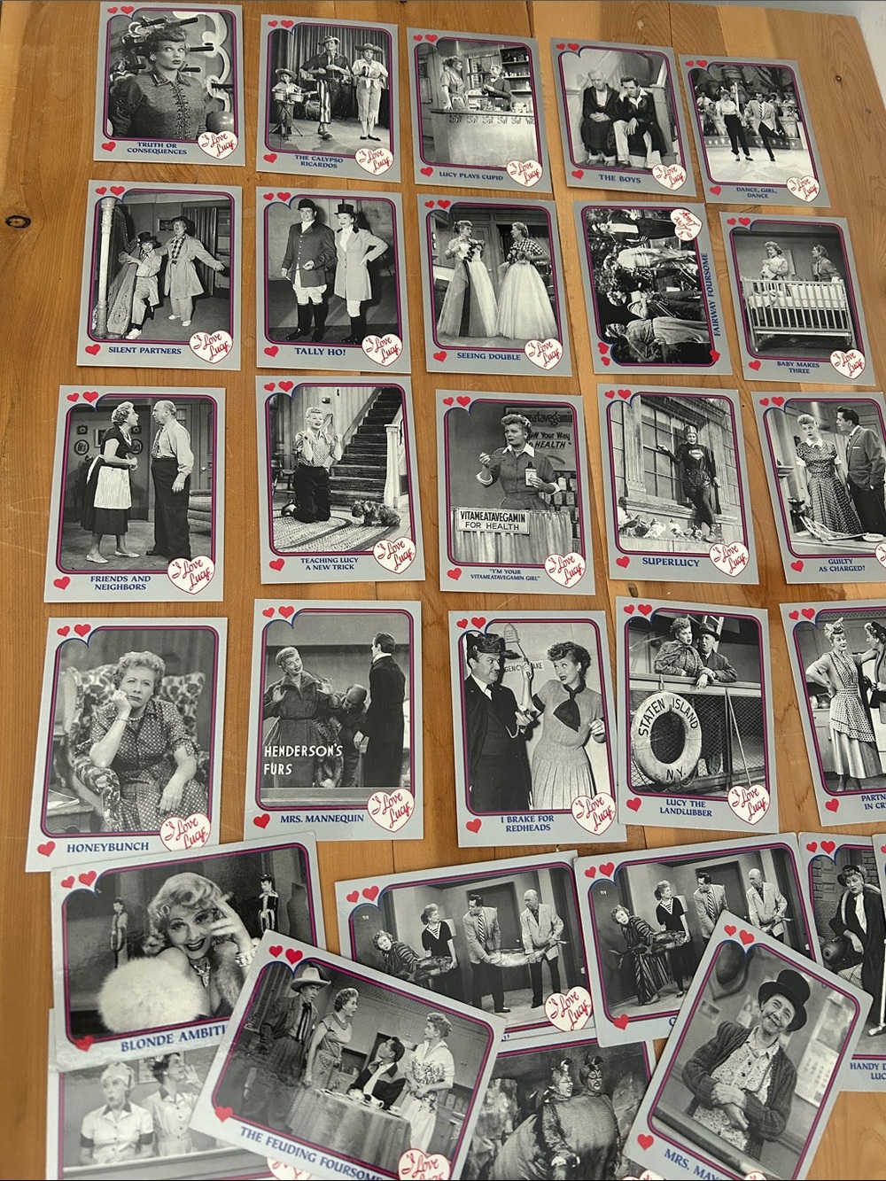 Vintage I LOVE LUCY TV Show 25 Collectible Cards